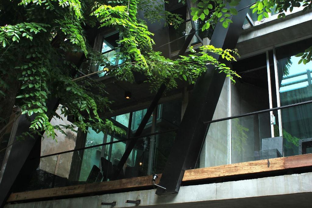 Thrive The Hostel : Patpong By The Belle Bangkok Ngoại thất bức ảnh